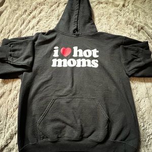 Danny Duncan “I❤️Hot Moms”